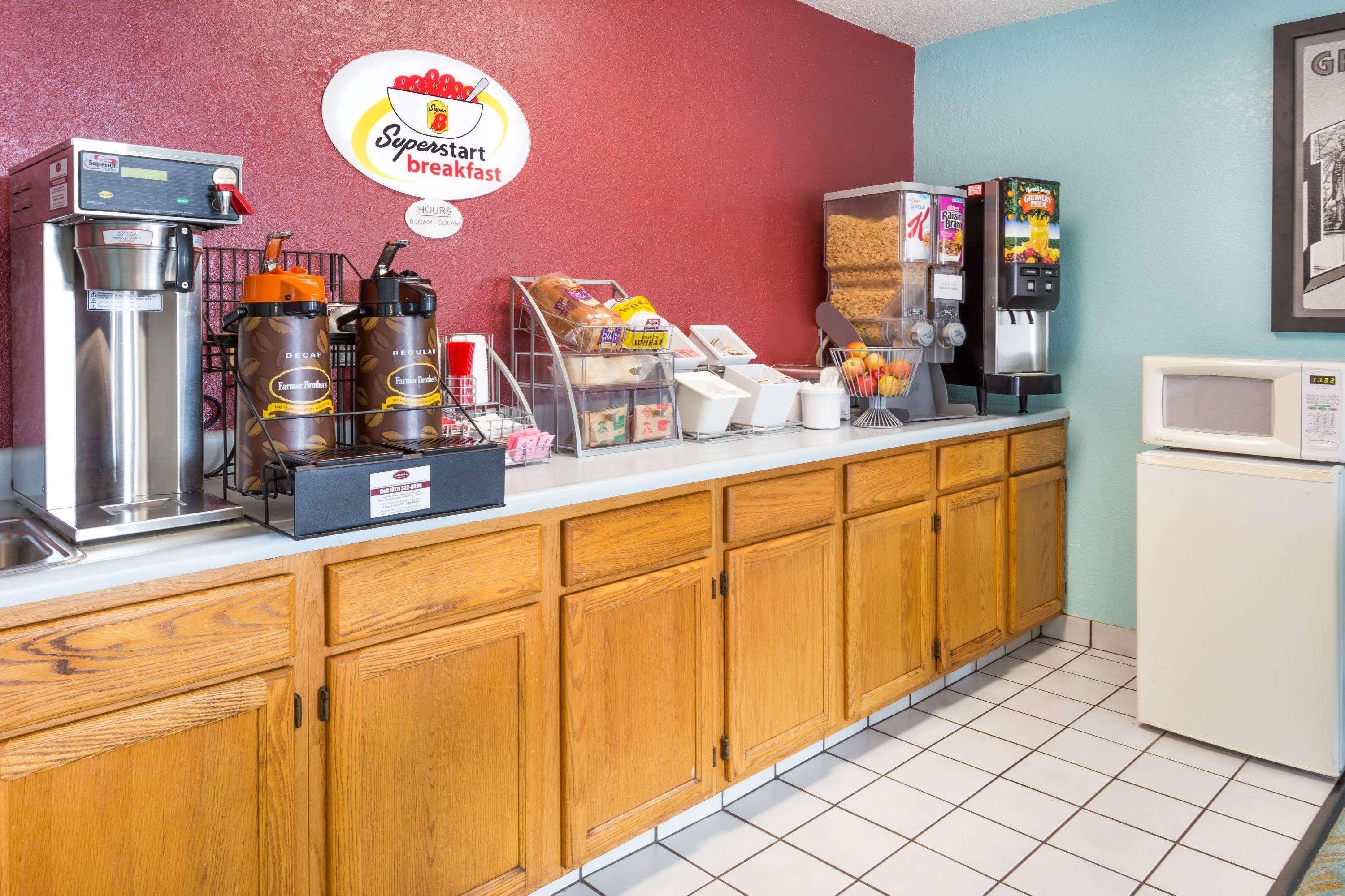 Super 8 By Wyndham Bourbonnais/Kankakee Area Luaran gambar